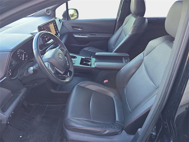 Used 2022 Toyota Sienna XSE image 19