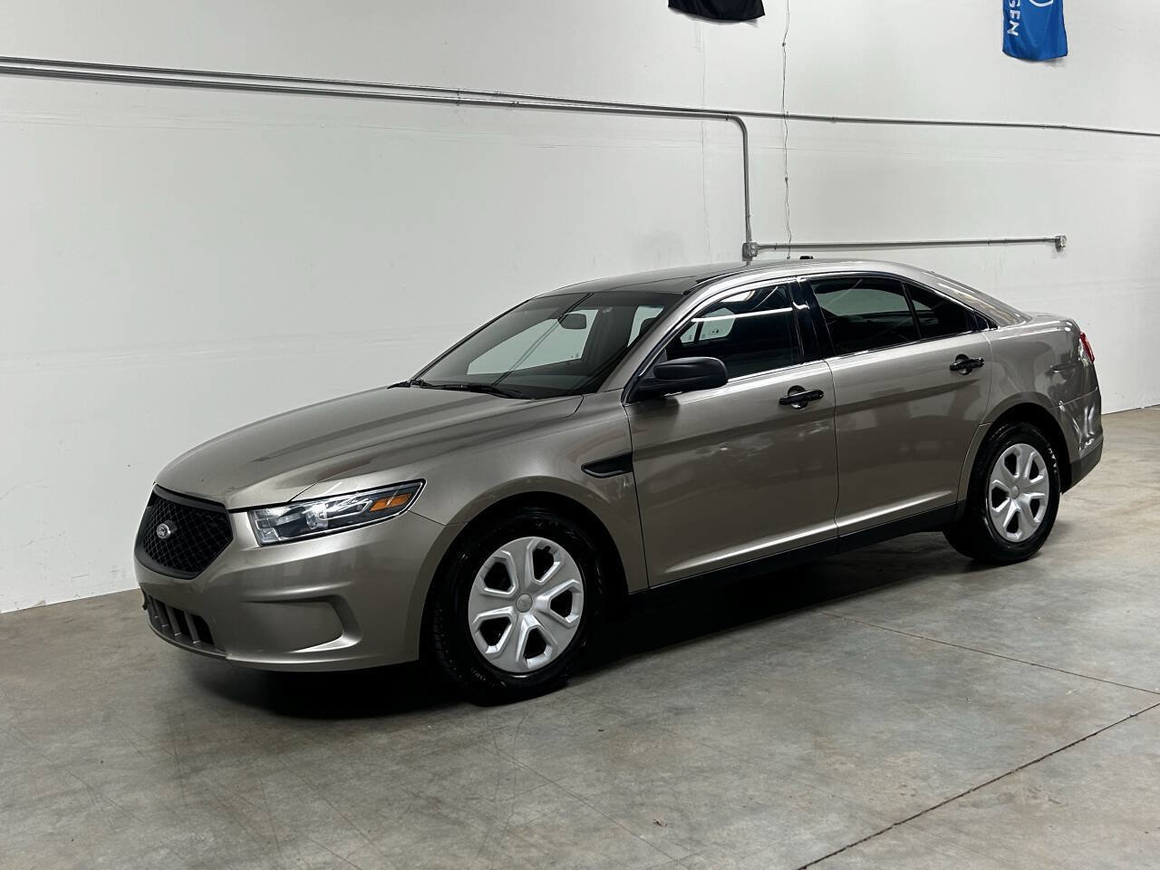 Used 2015 Ford Taurus Police Interceptor AWD w/ Ready For The Road Package image 4