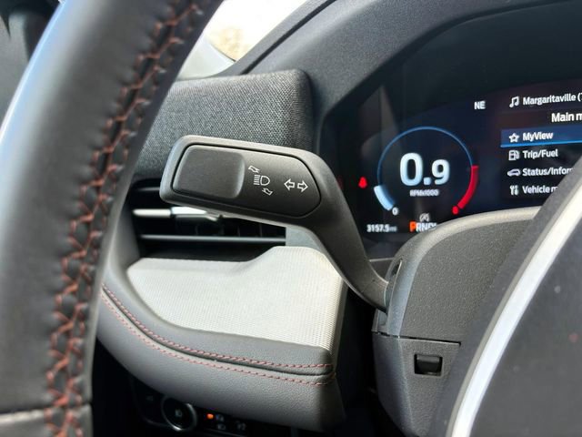 Used 2025 Ford Explorer Active w/ Active Comfort Package image 32