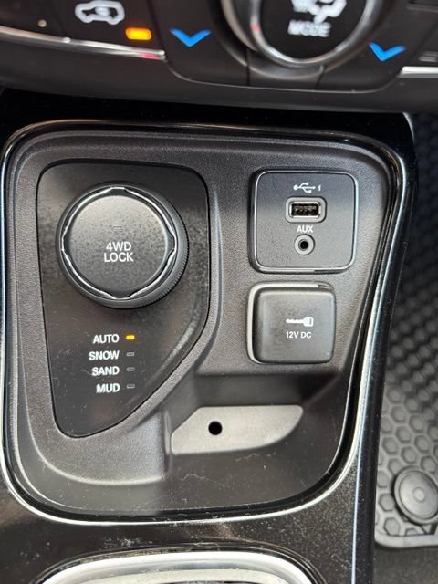 Used 2019 Jeep Compass Latitude AWD/4WD image 12
