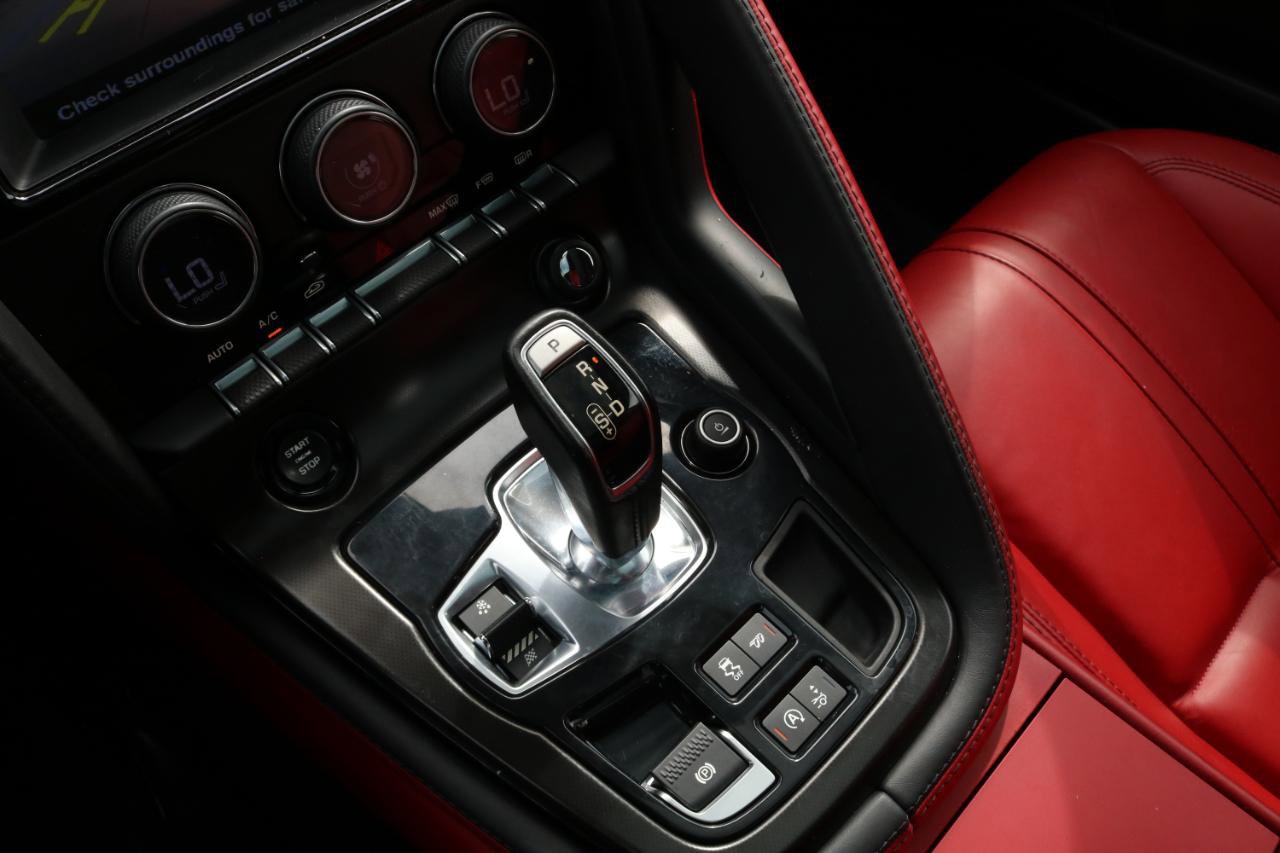 Used 2016 Jaguar F-TYPE S image 43
