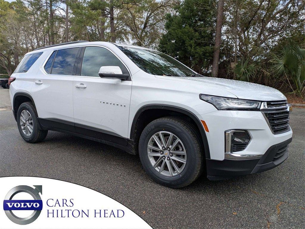 Used 2023 Chevrolet Traverse LT image 1
