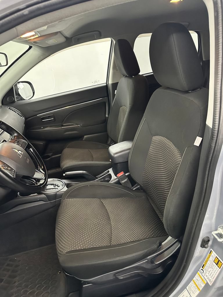 Used 2016 Mitsubishi Outlander Sport ES FWD image 12
