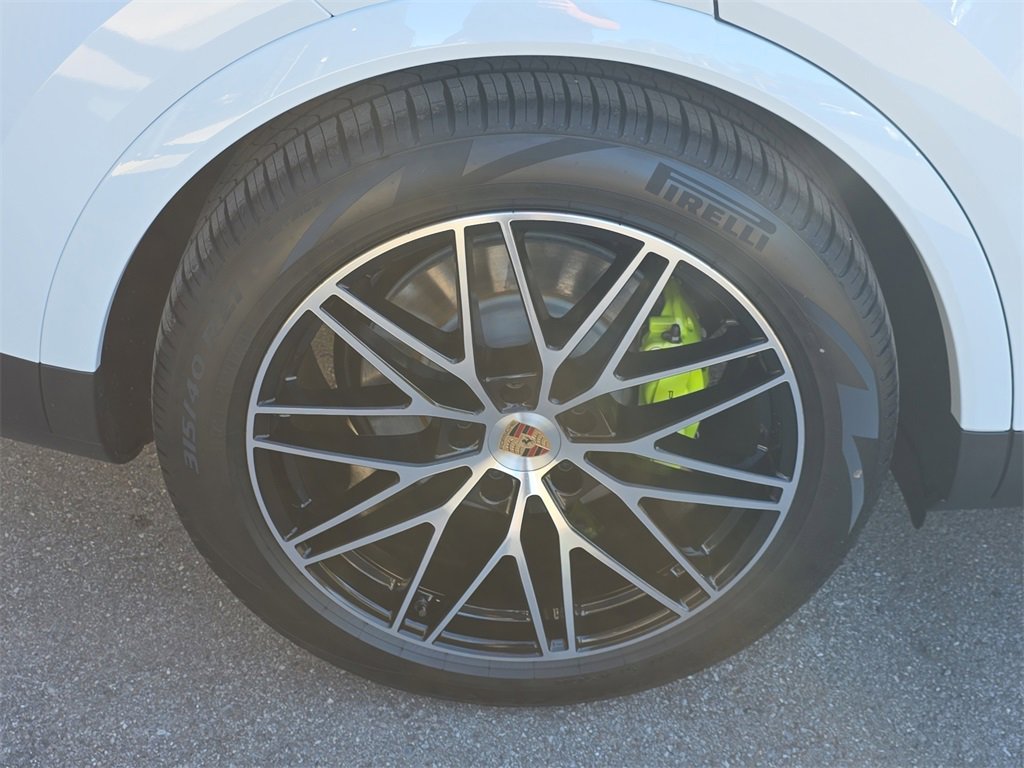 New 2026 Porsche Cayenne S image 14