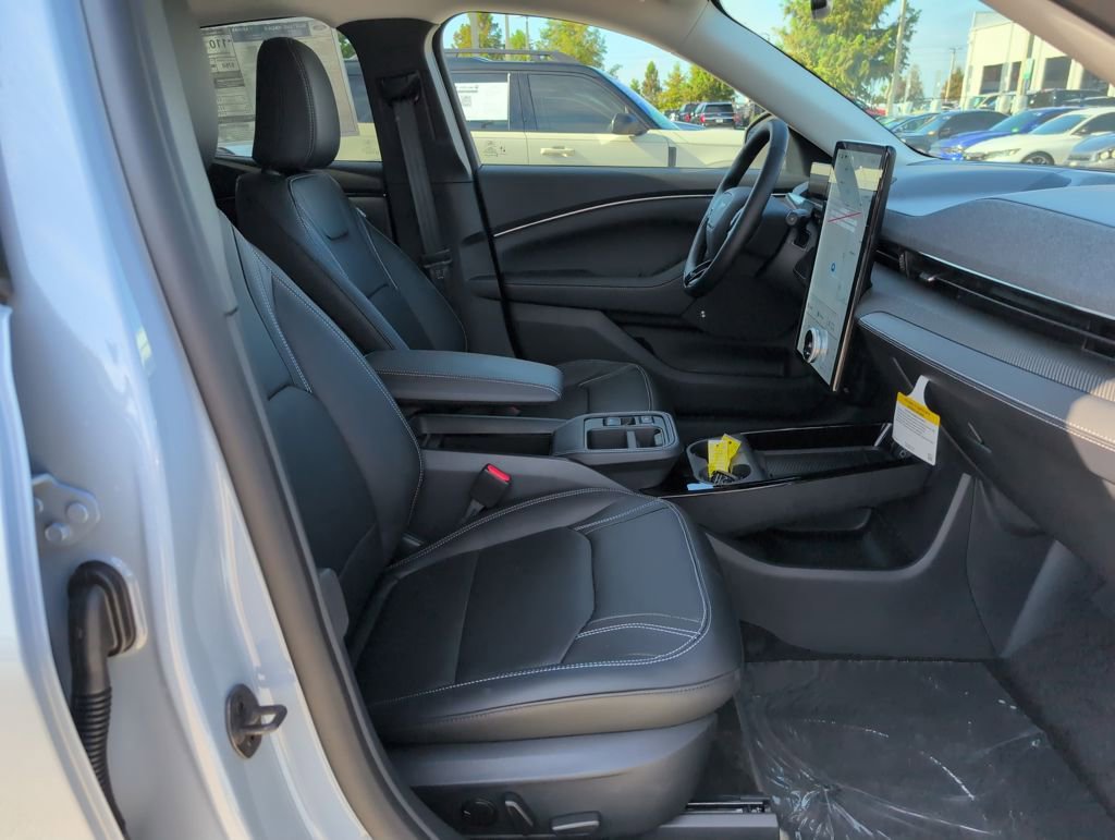 New 2025 Ford Mustang Mach-E Premium image 12