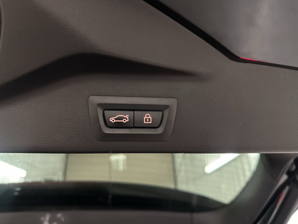 Used 2019 BMW X5 xDrive40i w/ Convenience Package image 42