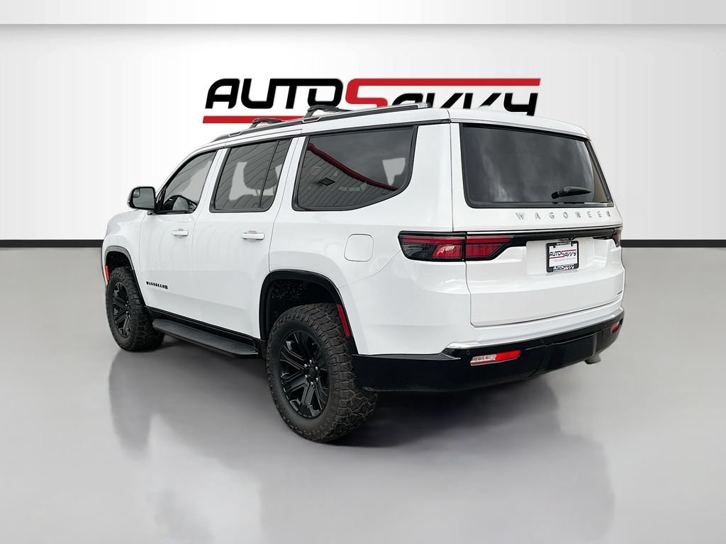 Used 2023 Jeep Wagoneer Series II w/ Mopar Step-Up Package AWD/4WD image 5
