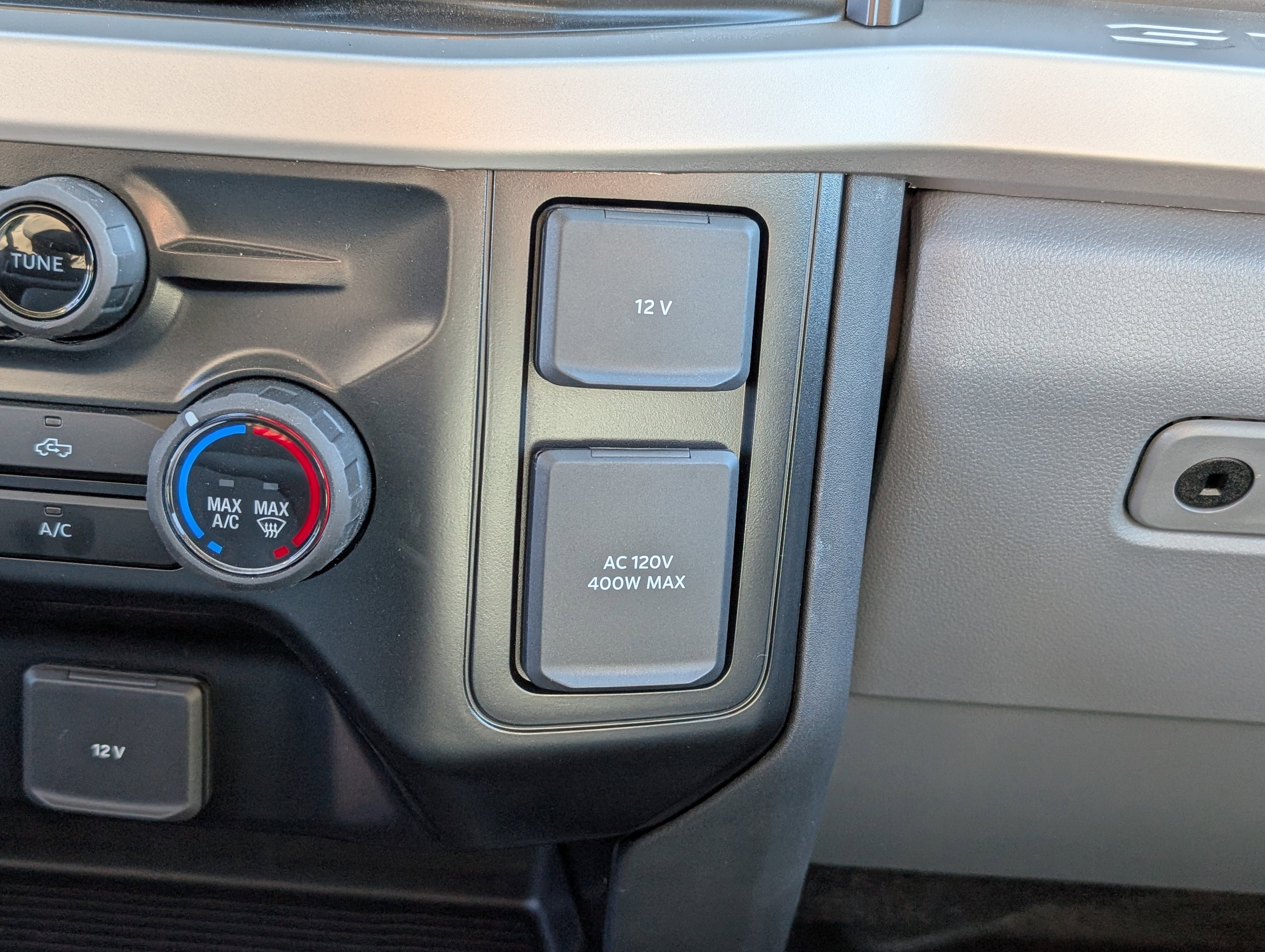 New 2026 Ford F550 4x4 Regular Cab Super Duty image 18