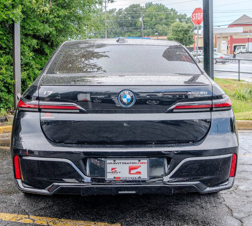 Used 2023 BMW i7 xDrive60 AWD/4WD image 24