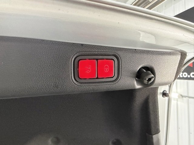 Used 2018 Mercedes-Benz E 300 E 300 image 10