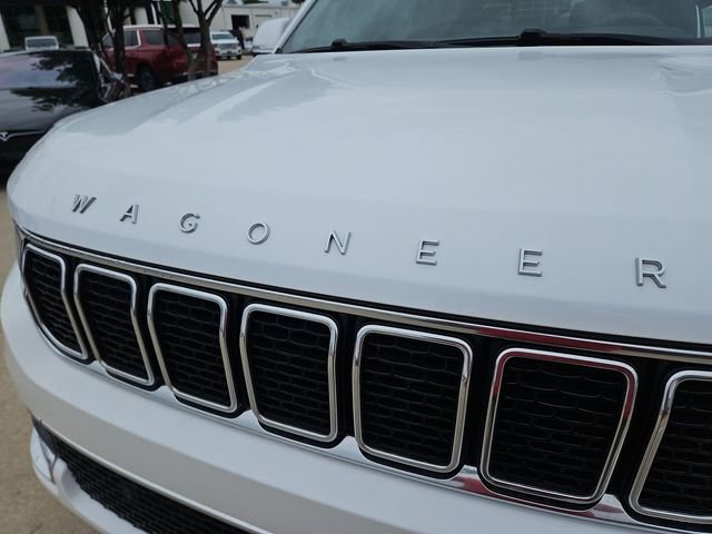 Used 2022 Jeep Wagoneer Series I w/ Premium Group I AWD/4WD image 31