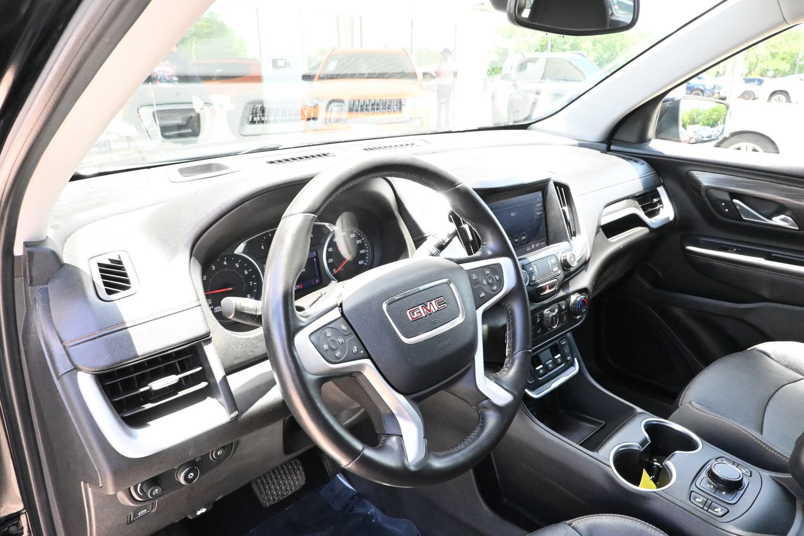 Used 2021 GMC Terrain SLT w/ LPO, 'HIT The Road' Package FWD image 24