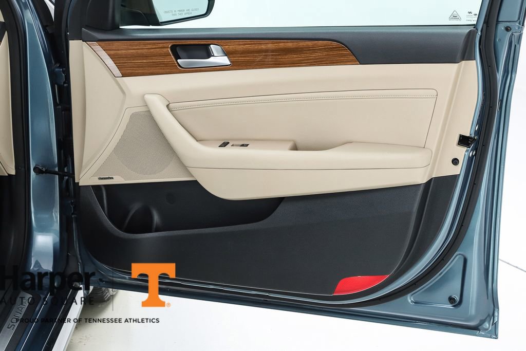 Used 2015 Hyundai Sonata Limited image 31