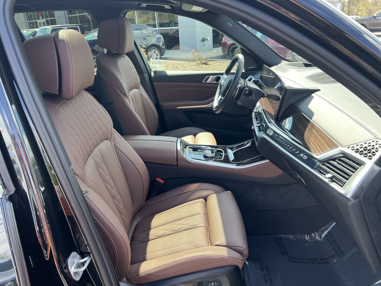 Used 2024 BMW X5 xDrive40i w/ Executive Package image 27