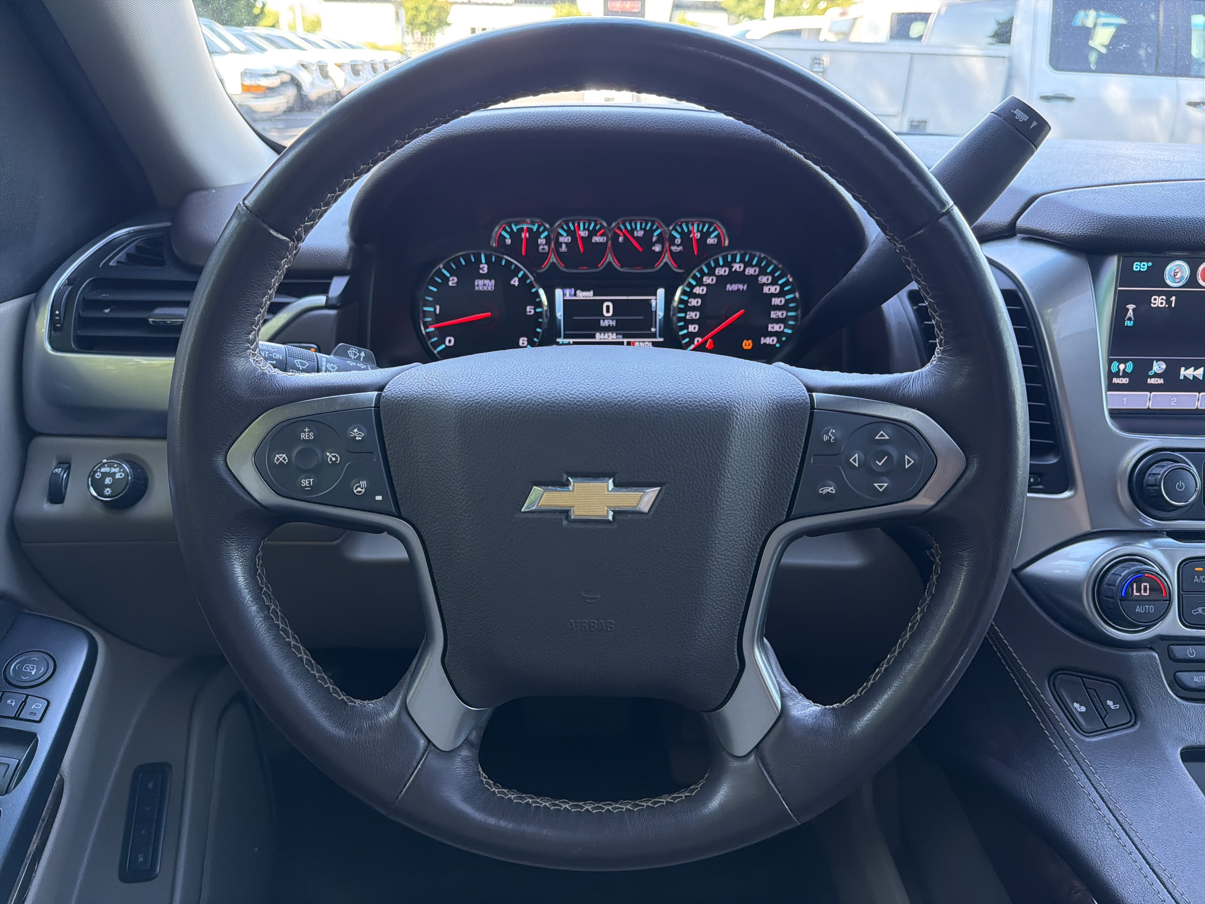 Used 2019 Chevrolet Tahoe LT AWD/4WD image 17