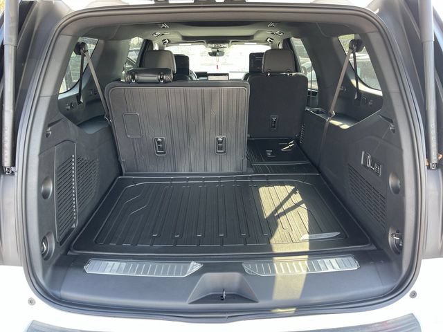 New 2026 GMC Yukon XL AT4 w/ AT4 Premium Plus Package AWD/4WD image 25
