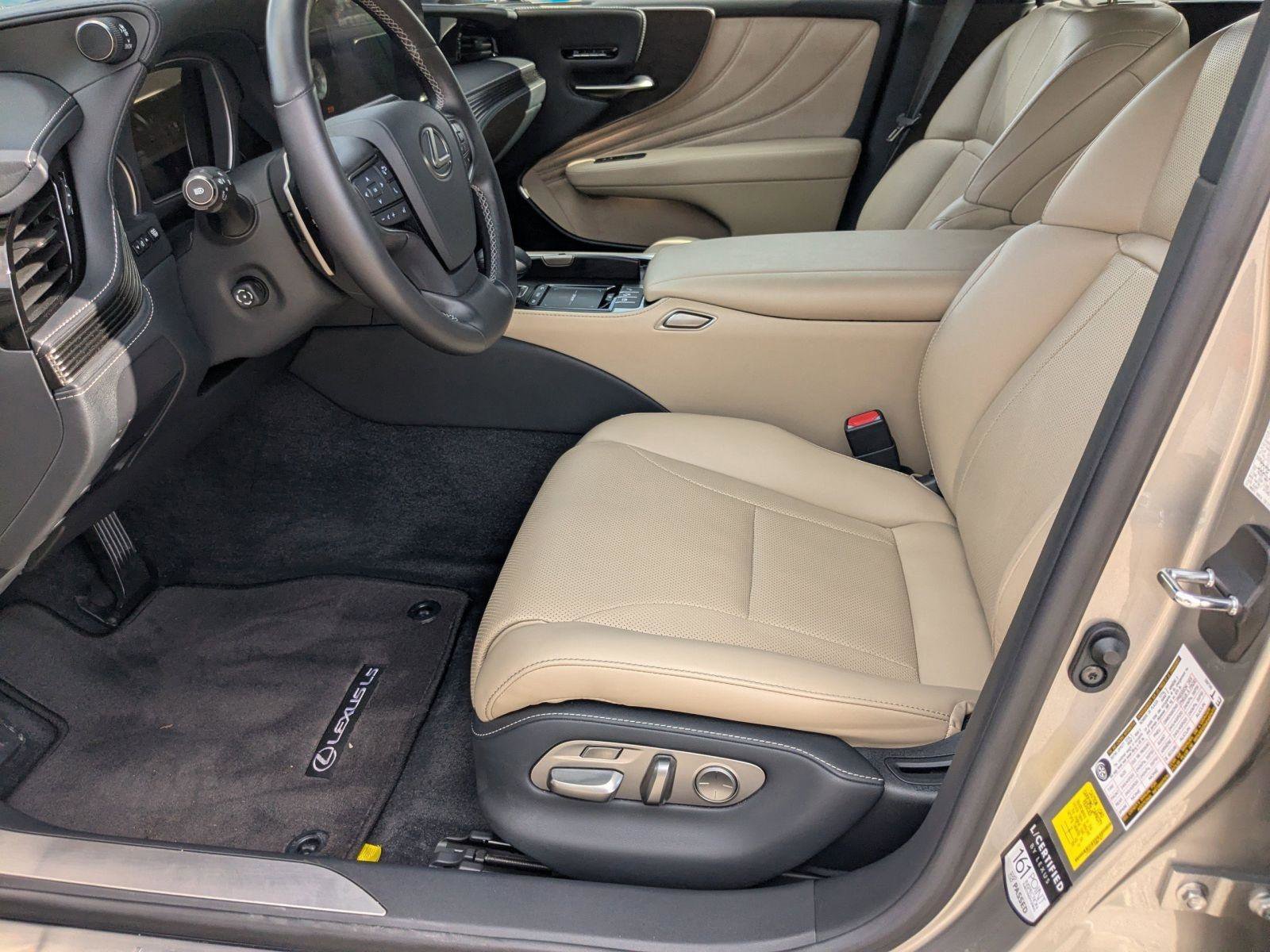 Certified 2021 Lexus LS 500 w/ Accessory Package (Z2) RWD image 5