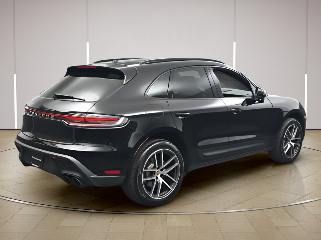 Certified 2026 Porsche Macan AWD/4WD image 24