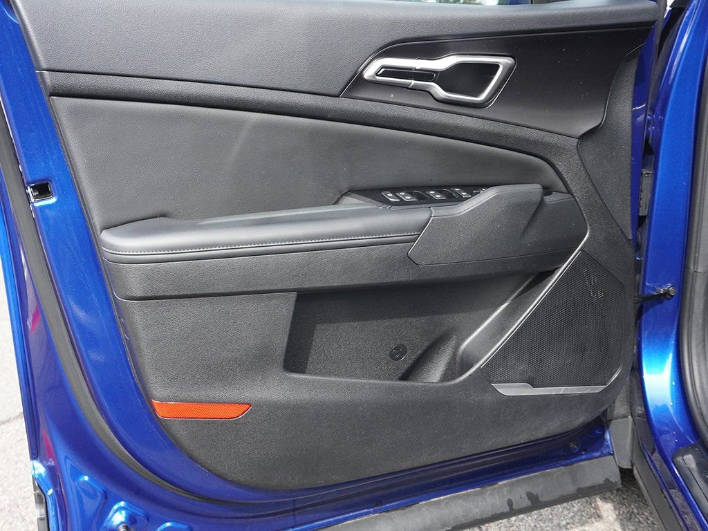 Used 2023 Kia Sportage EX image 20