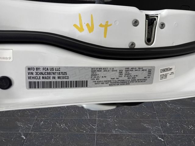 Used 2022 Jeep Compass Latitude image 35