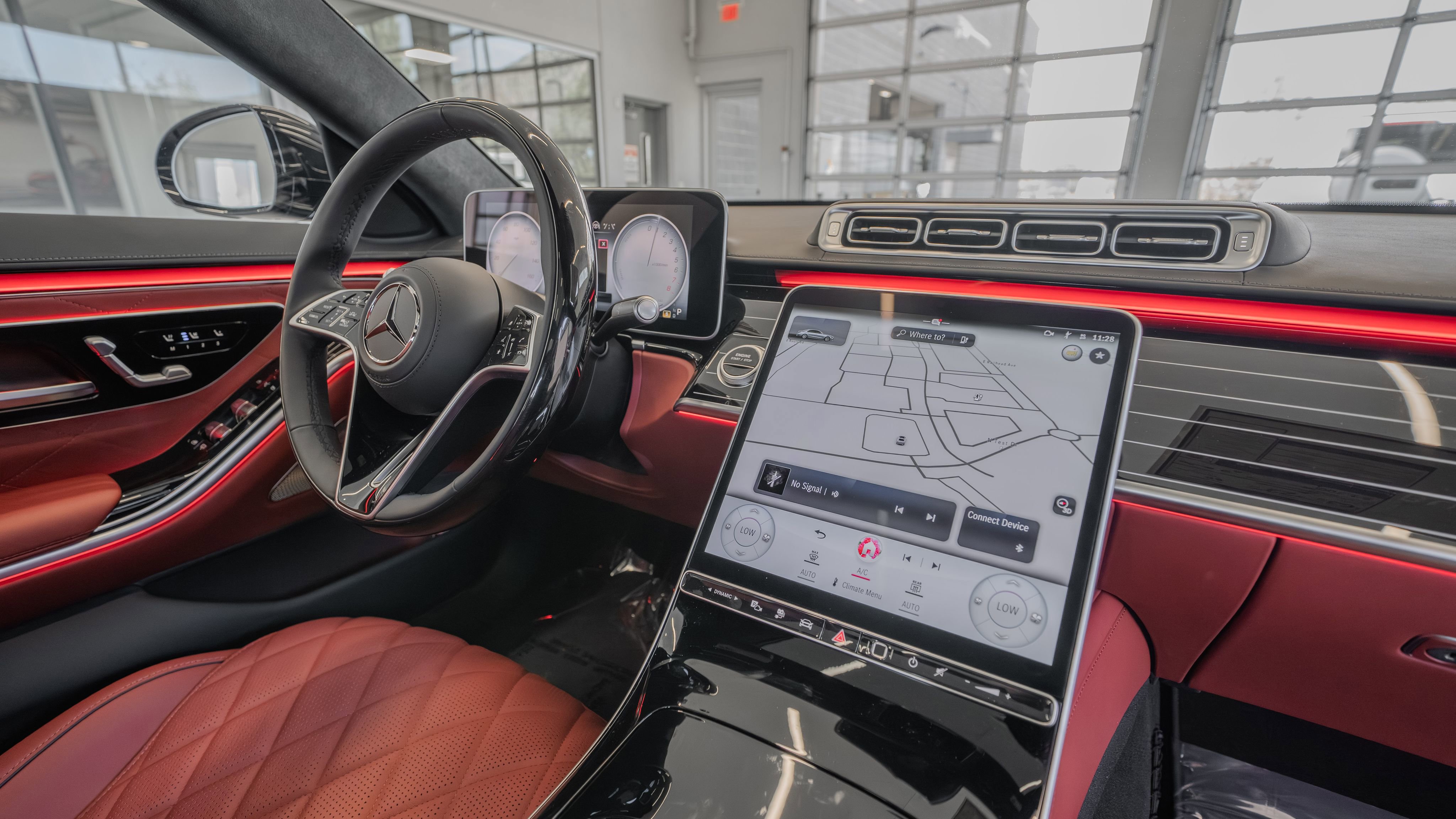 New 2026 Mercedes-Benz S 580e 4MATIC Sedan image 19