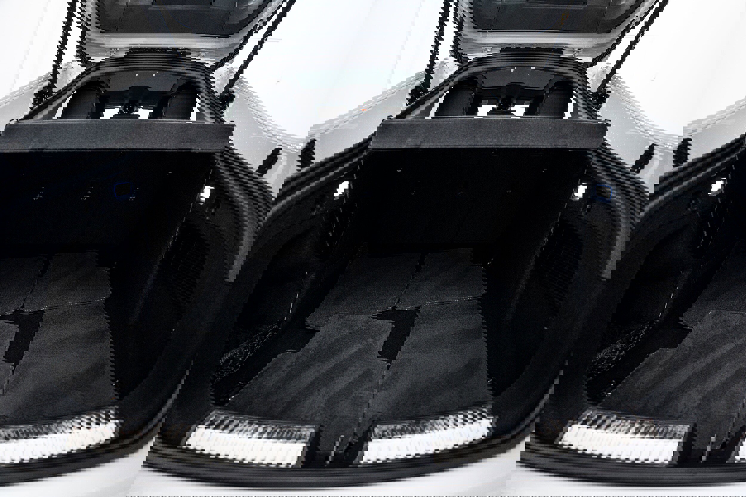 Certified 2025 Audi A5 2.0T Premium w/ Convenience Package image 17