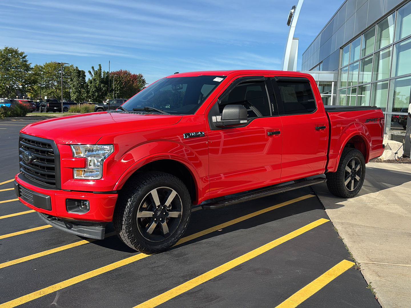 Used 2017 Ford F150 XLT w/ Equipment Group 302A Luxury AWD/4WD image 8