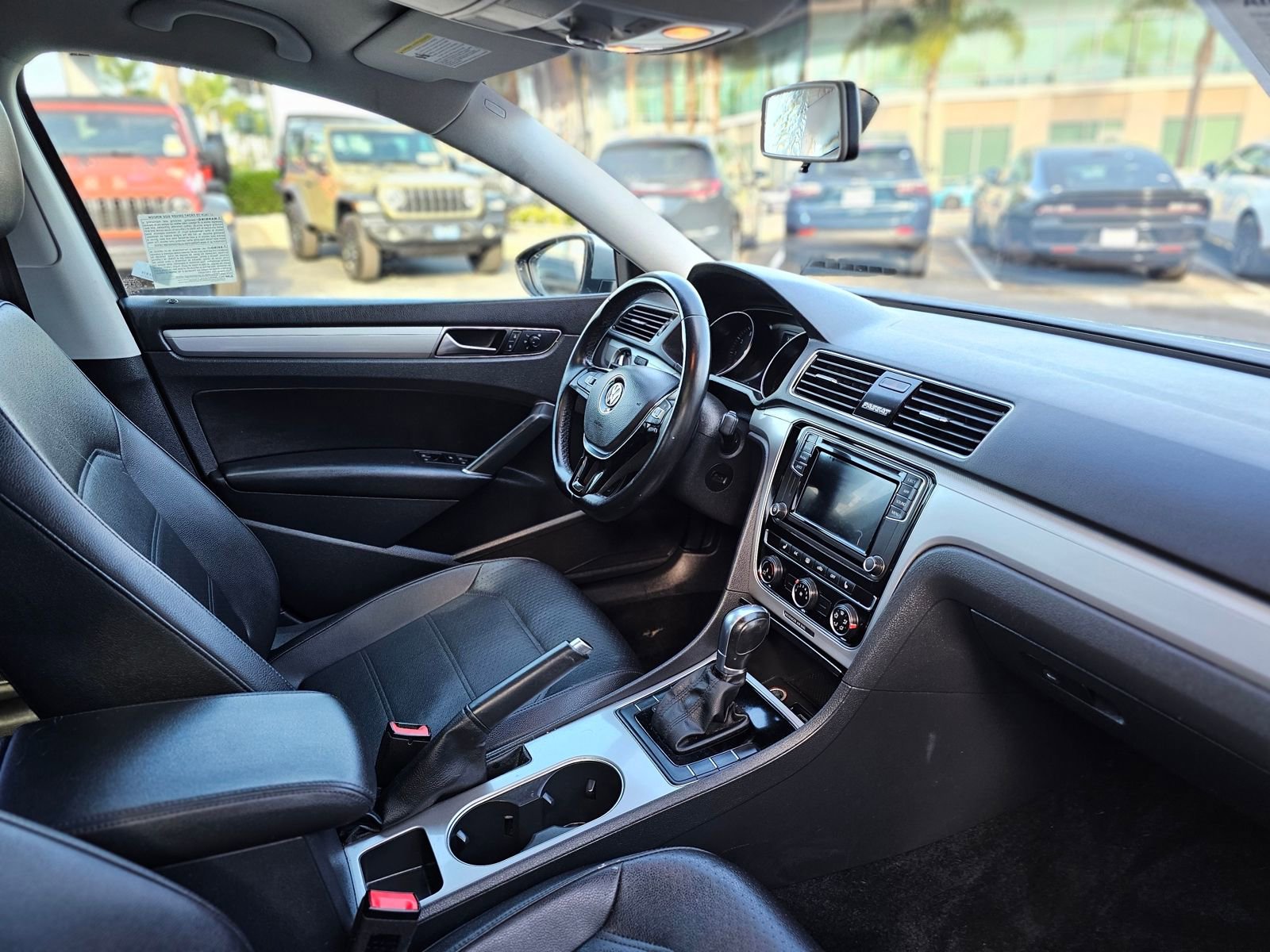 Used 2019 Volkswagen Passat 2.0T Wolfsburg w/ Wheels & Sunroof Package FWD image 25