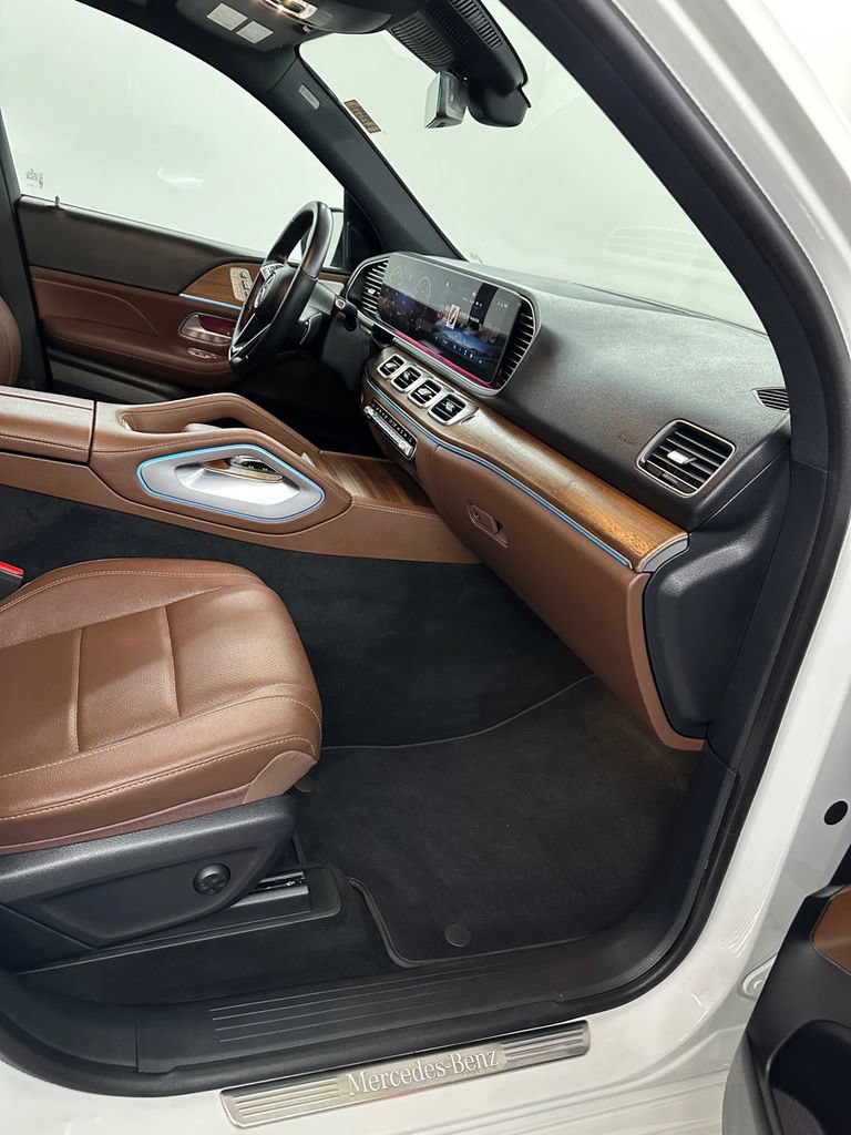 Used 2025 Mercedes-Benz GLE 350 4MATIC image 35