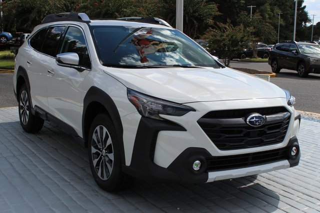 New 2025 Subaru Outback Touring image 4