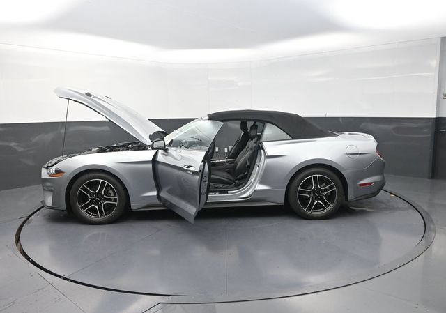 Used 2023 Ford Mustang Premium RWD image 39