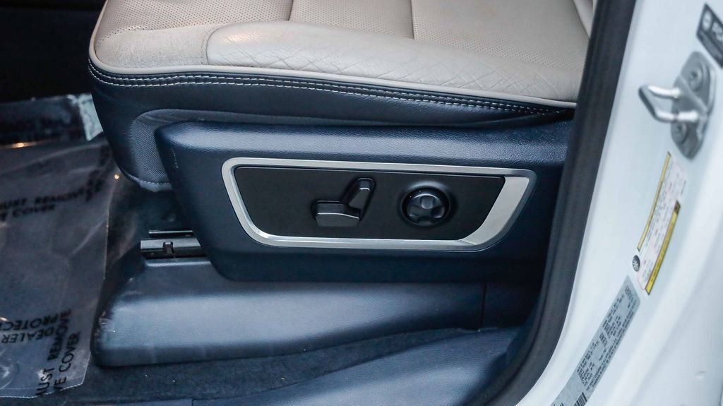 Used 2023 RAM 1500 Limited image 23