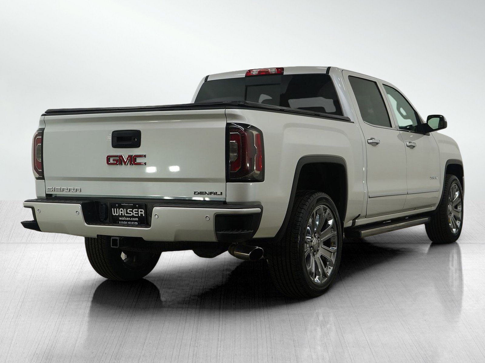 Used 2017 GMC Sierra 1500 Denali w/ Denali Ultimate Package image 5