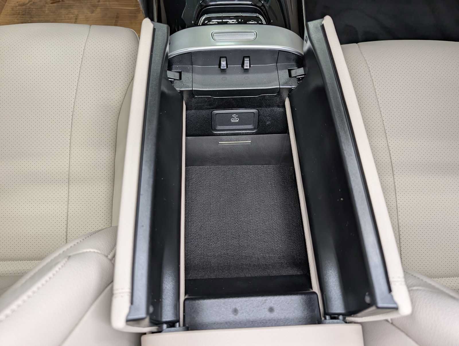 New 2026 Mercedes-Benz CLE 450 4MATIC Cabriolet image 16