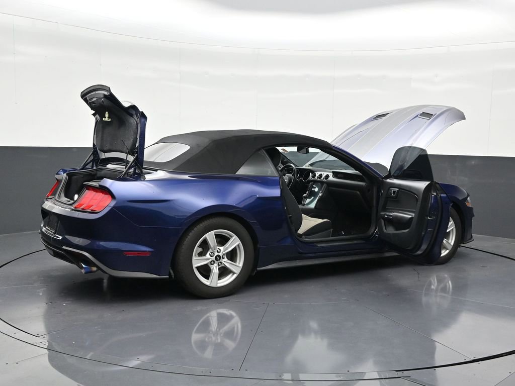 Used 2020 Ford Mustang Convertible image 33