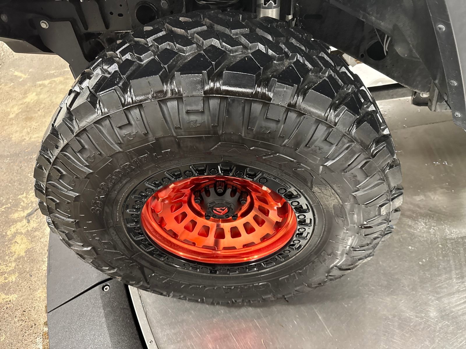 Used 2021 Jeep Gladiator Willys image 11