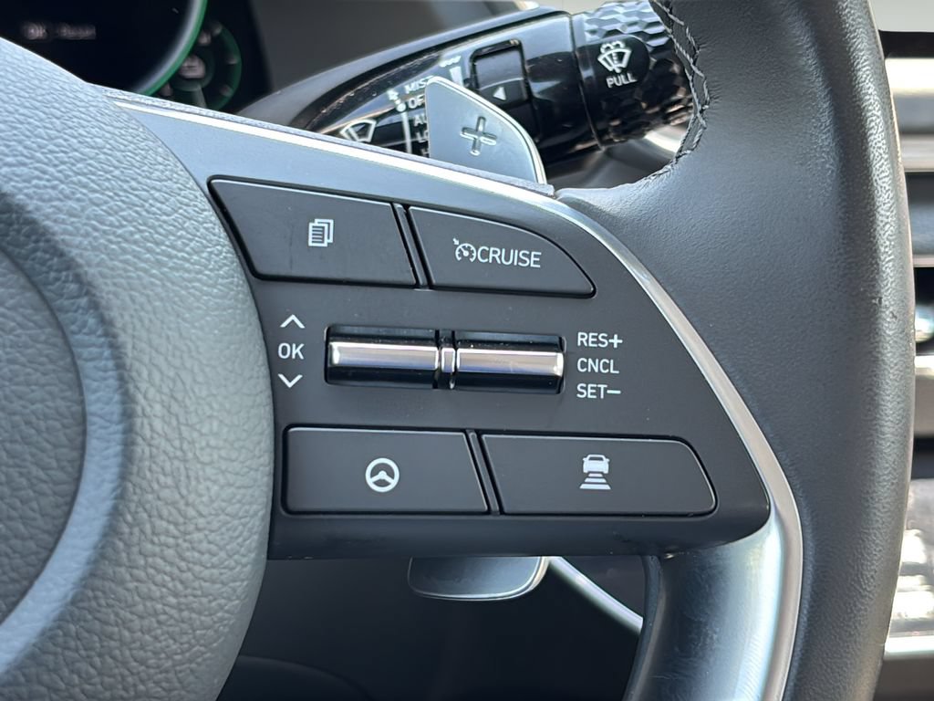 Certified 2023 Hyundai Sonata Limited FWD image 23