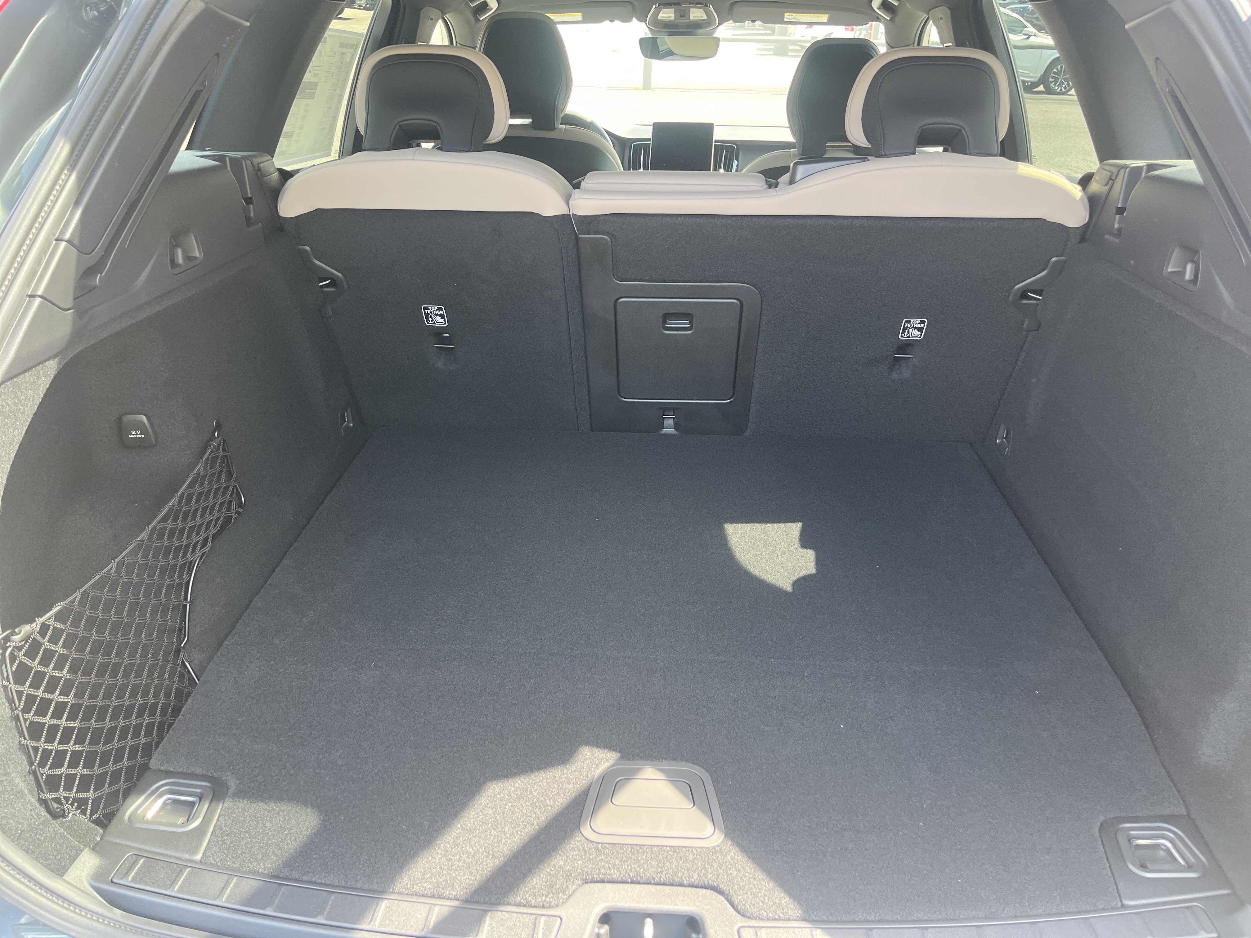 New 2026 Volvo XC60 T8 Core w/ Protection Package Premier AWD/4WD image 8