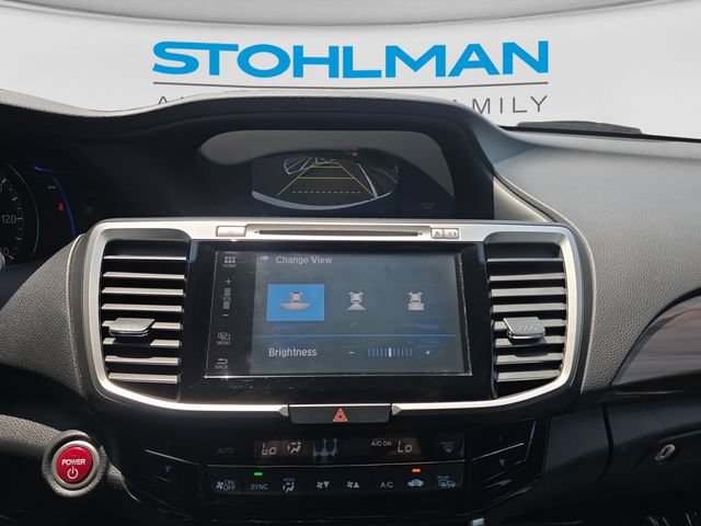 Used 2017 Honda Accord Touring image 16