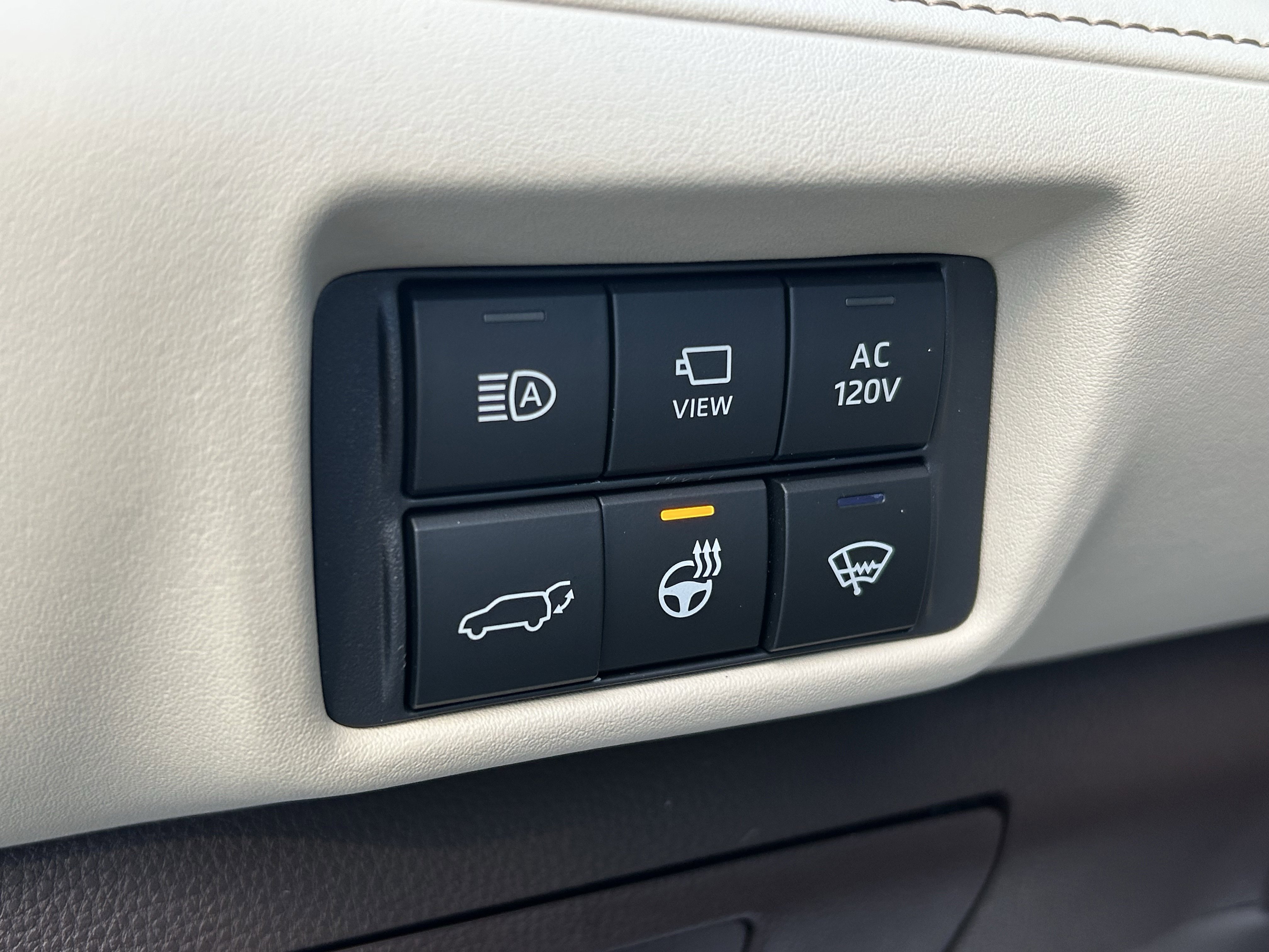 Certified 2021 Toyota Highlander Platinum image 15