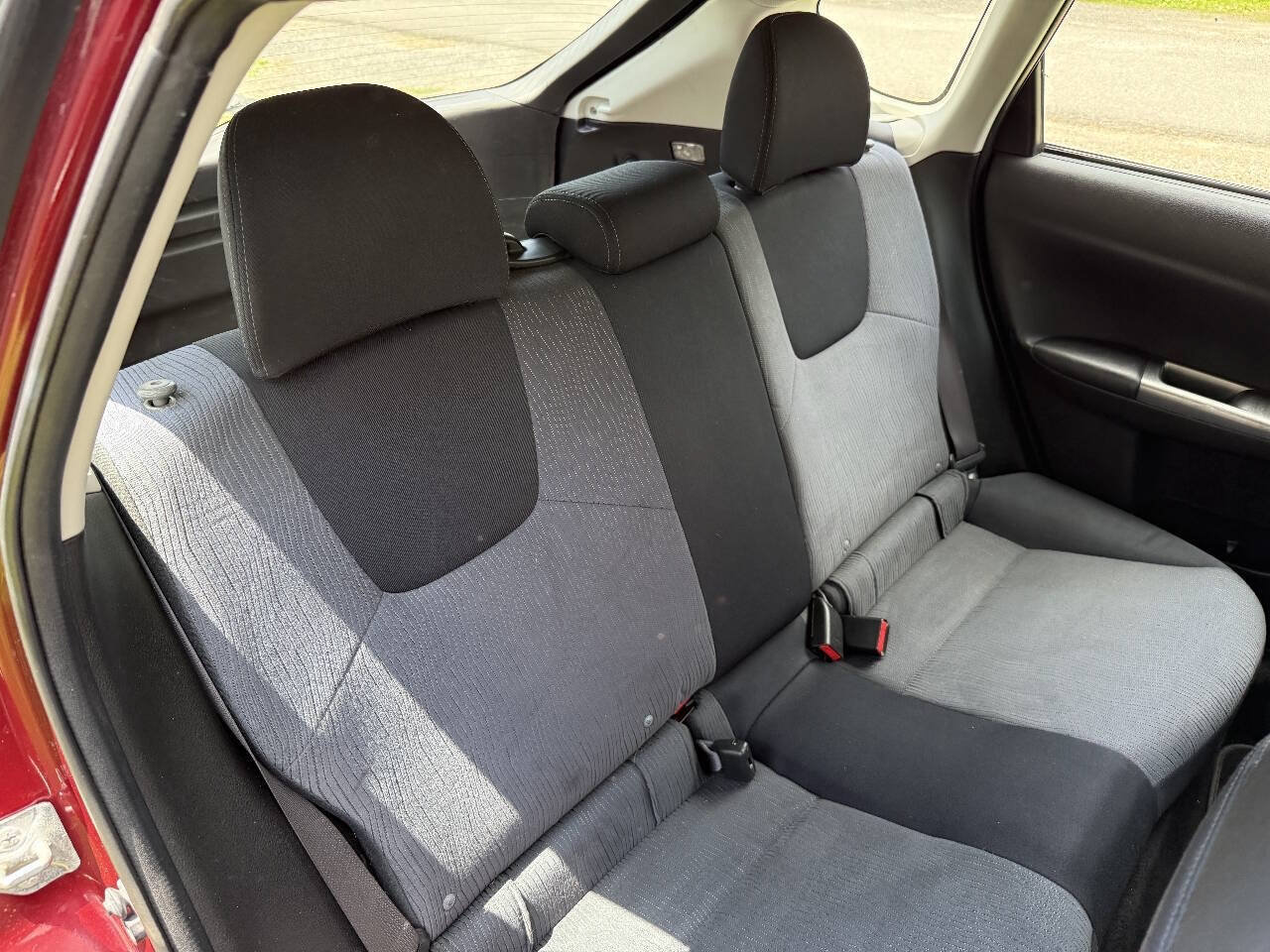Used 2011 Subaru Impreza Outback Sport AWD/4WD image 11
