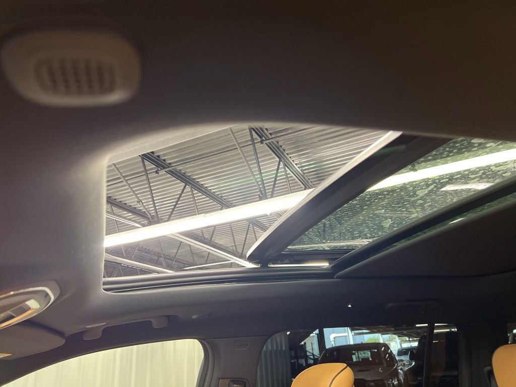 Used 2025 Jeep Grand Cherokee L Summit w/ MOPAR Finishing Package image 26