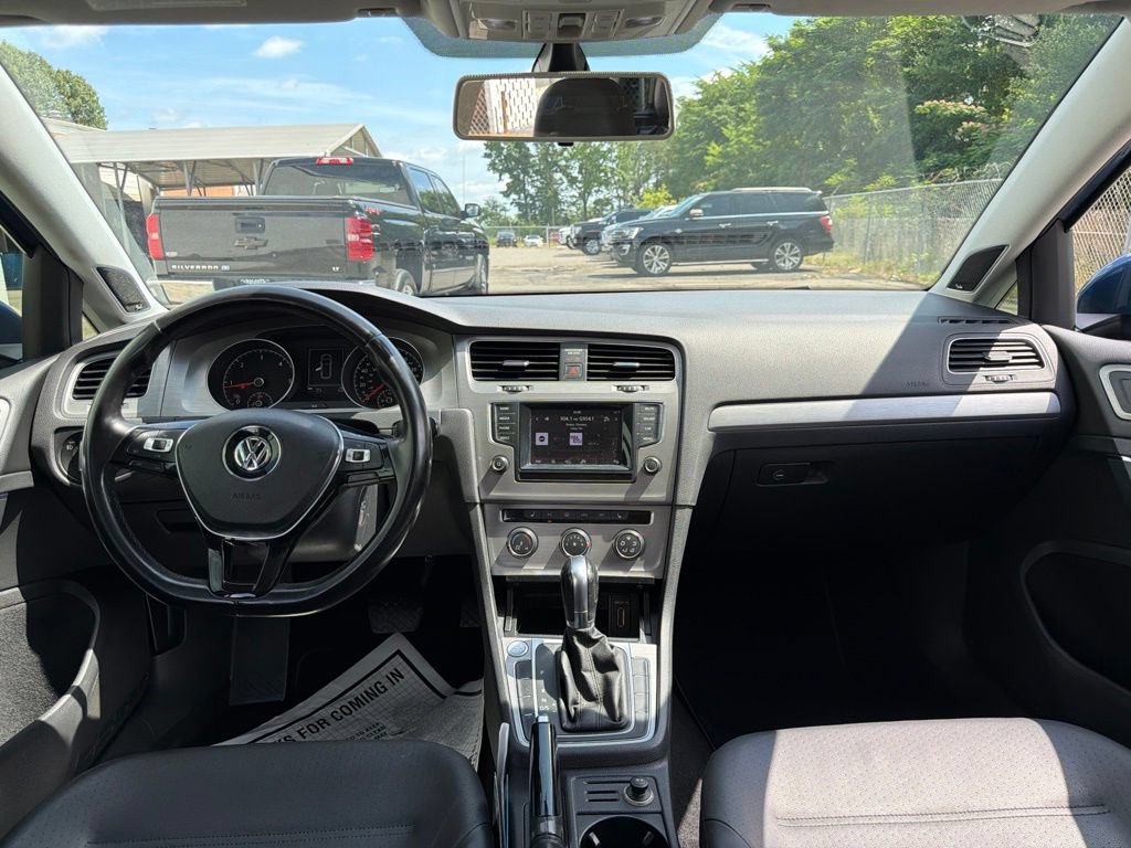 Used 2015 Volkswagen Golf TDI SE FWD image 20