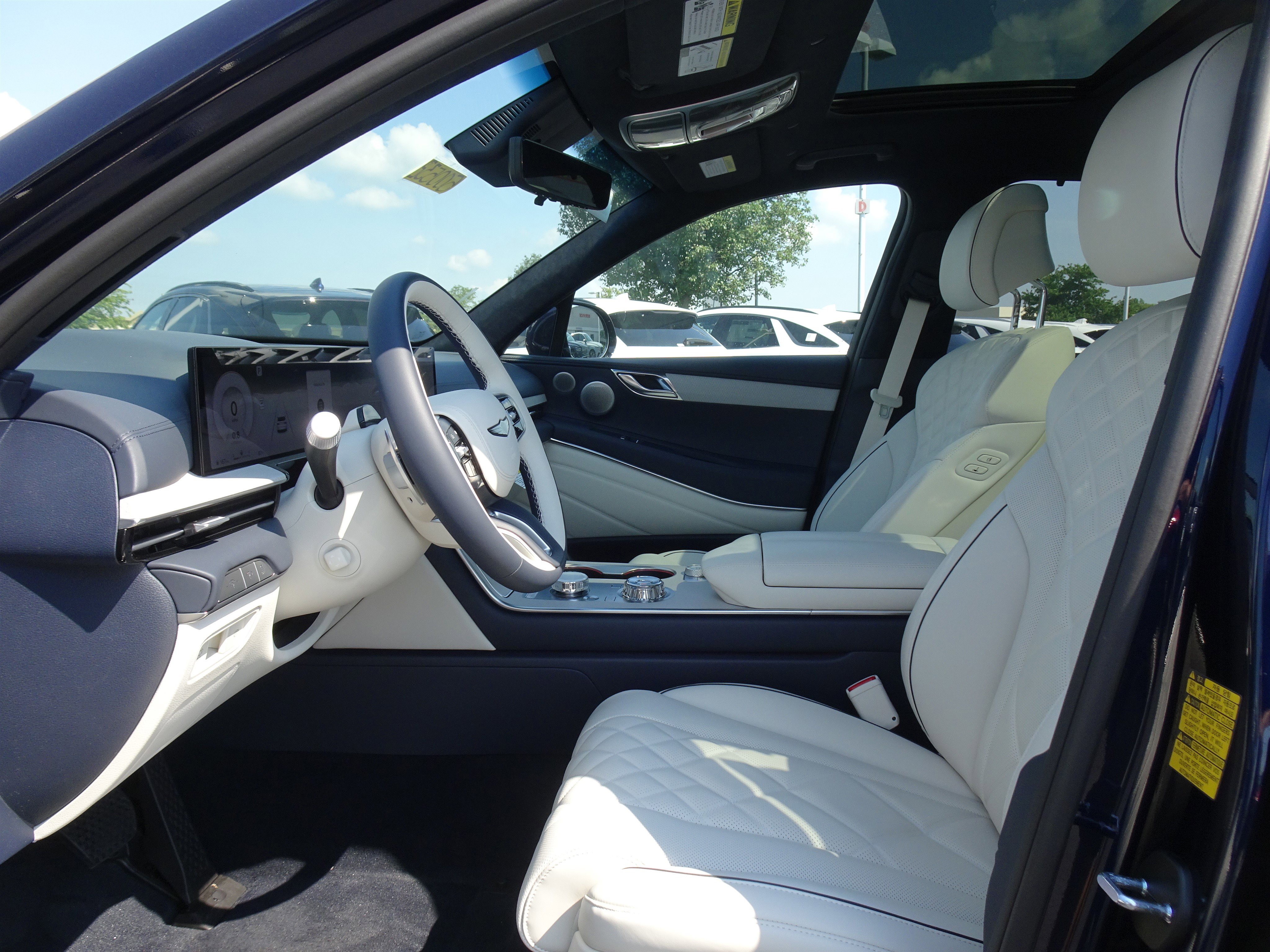 New 2025 Genesis GV80 3.5T Prestige image 7