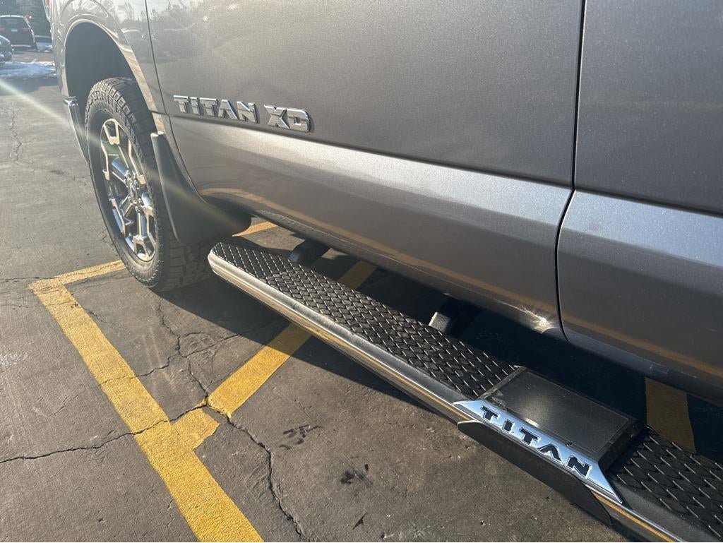 Used 2019 Nissan Titan SL w/ Chrome Package image 38