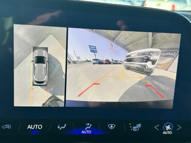 Used 2025 Chevrolet Equinox EV LT w/ Comfort Package FWD image 32
