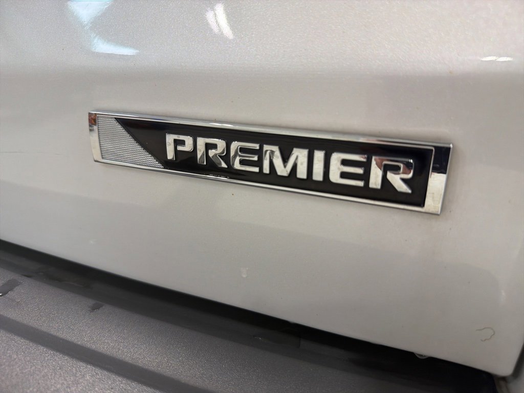 Used 2017 Chevrolet Suburban Premier image 13