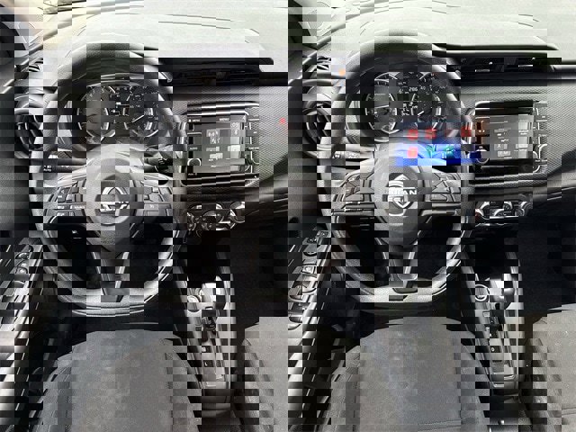 Used 2024 Nissan Kicks S image 11