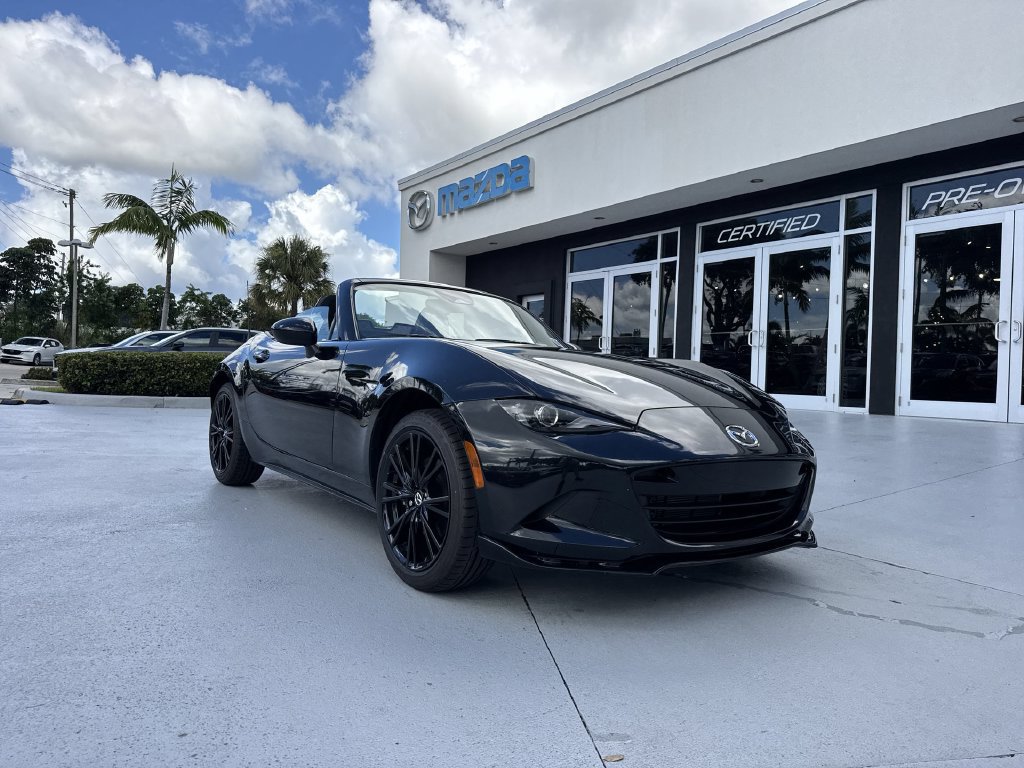 New 2026 MAZDA MX-5 Miata Club w/ Interior Package RWD image 30