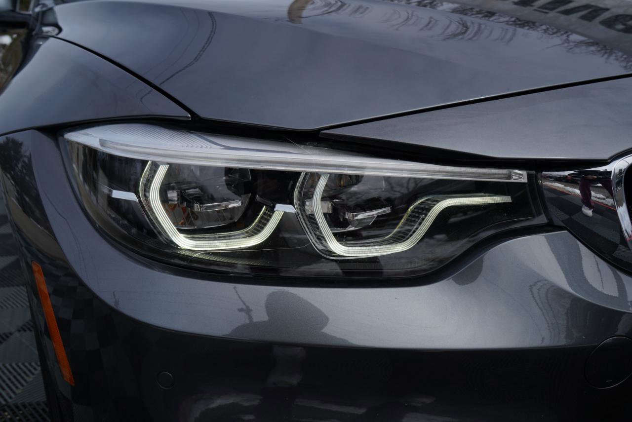 Used 2020 BMW M4 Convertible w/ Executive Package image 88